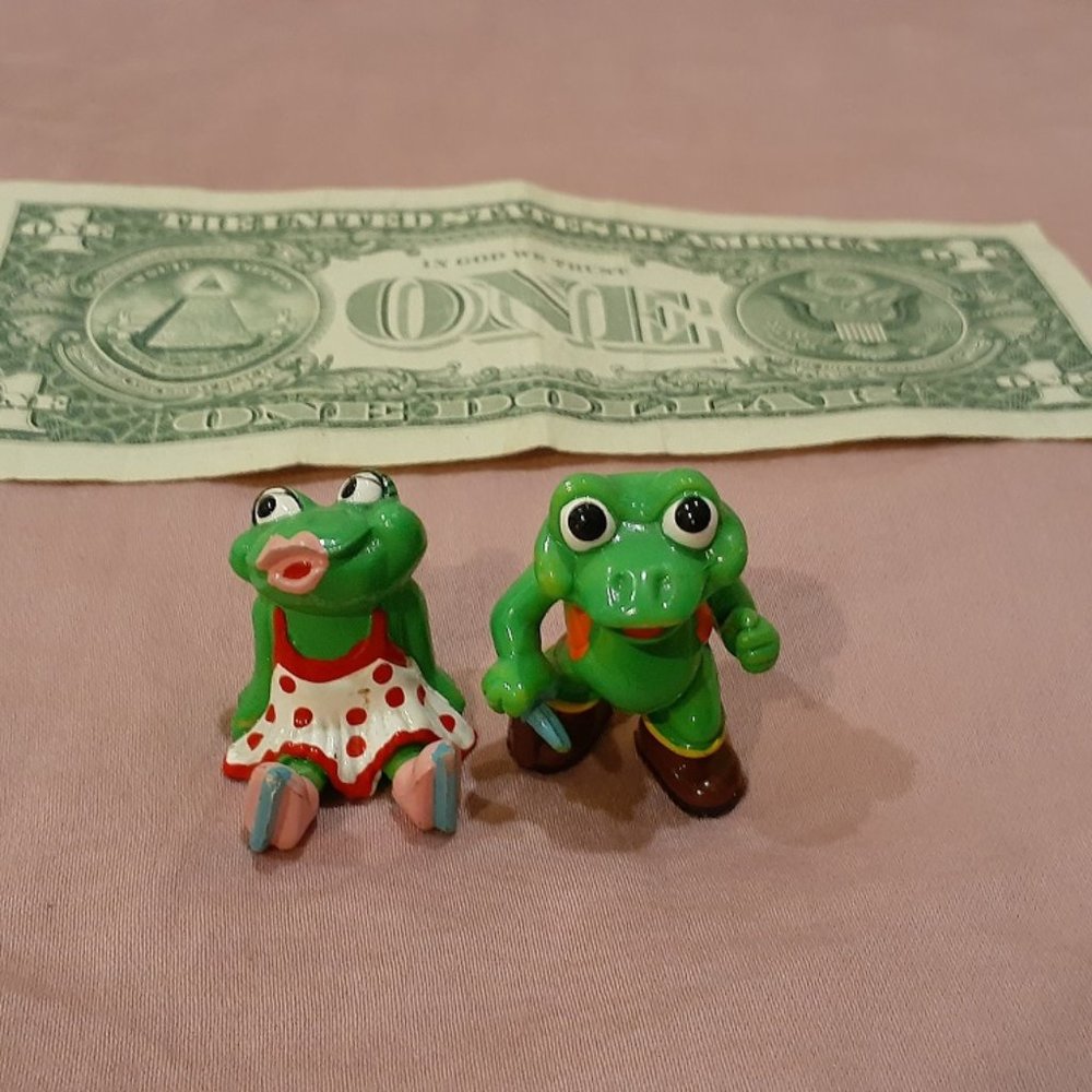Decorative Toy Frog Figurines
